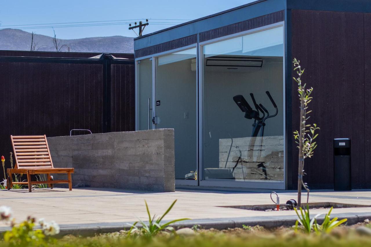 Park Inn By Radisson Los Olivos De バジェナール エクステリア 写真